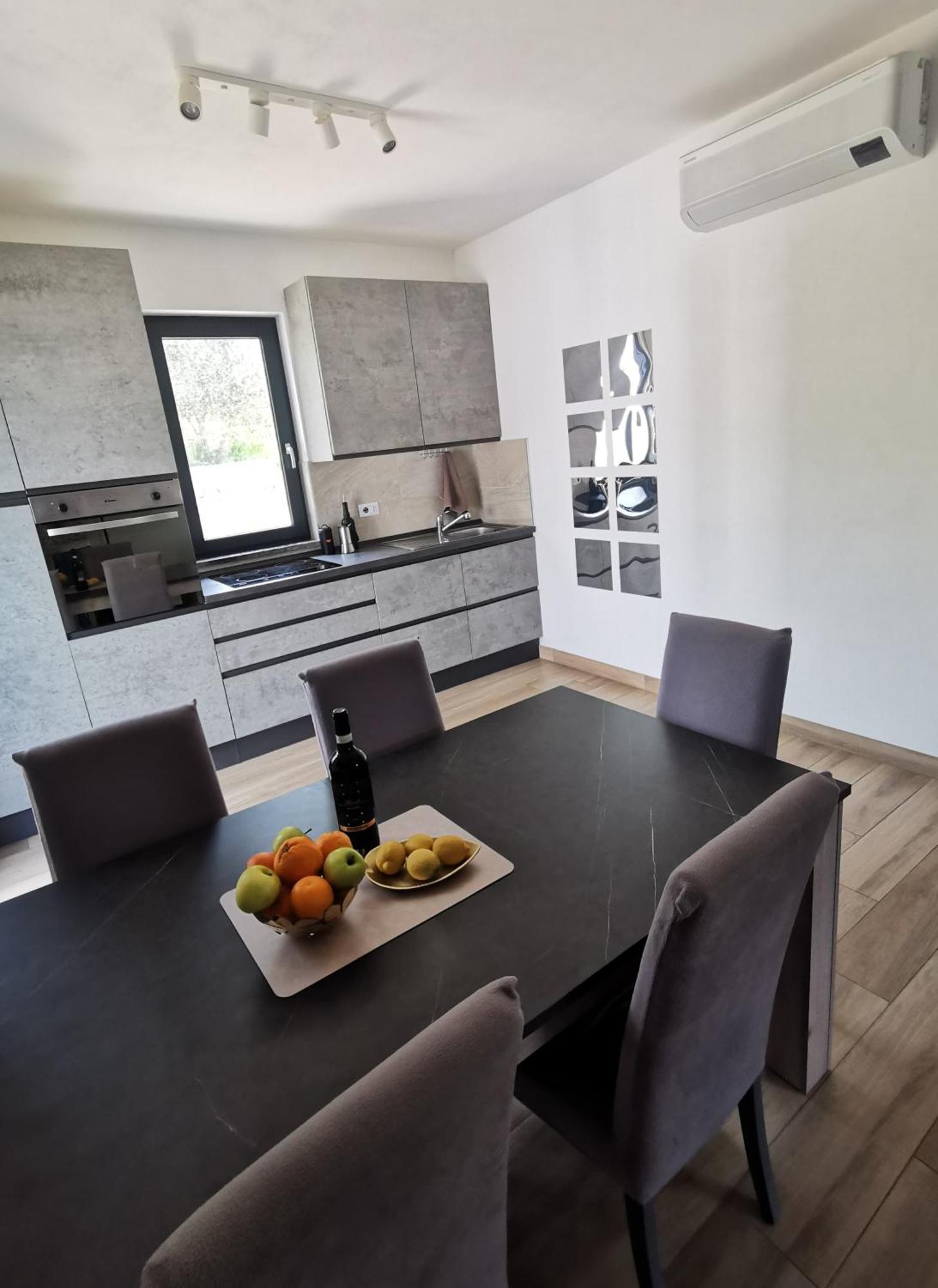 Casa Marta 11 Villa Garlenda Eksteriør bilde